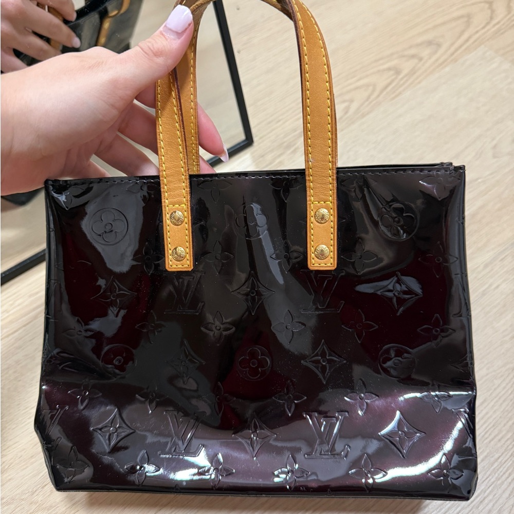 Louis Vuitton Vernis Hand Bag